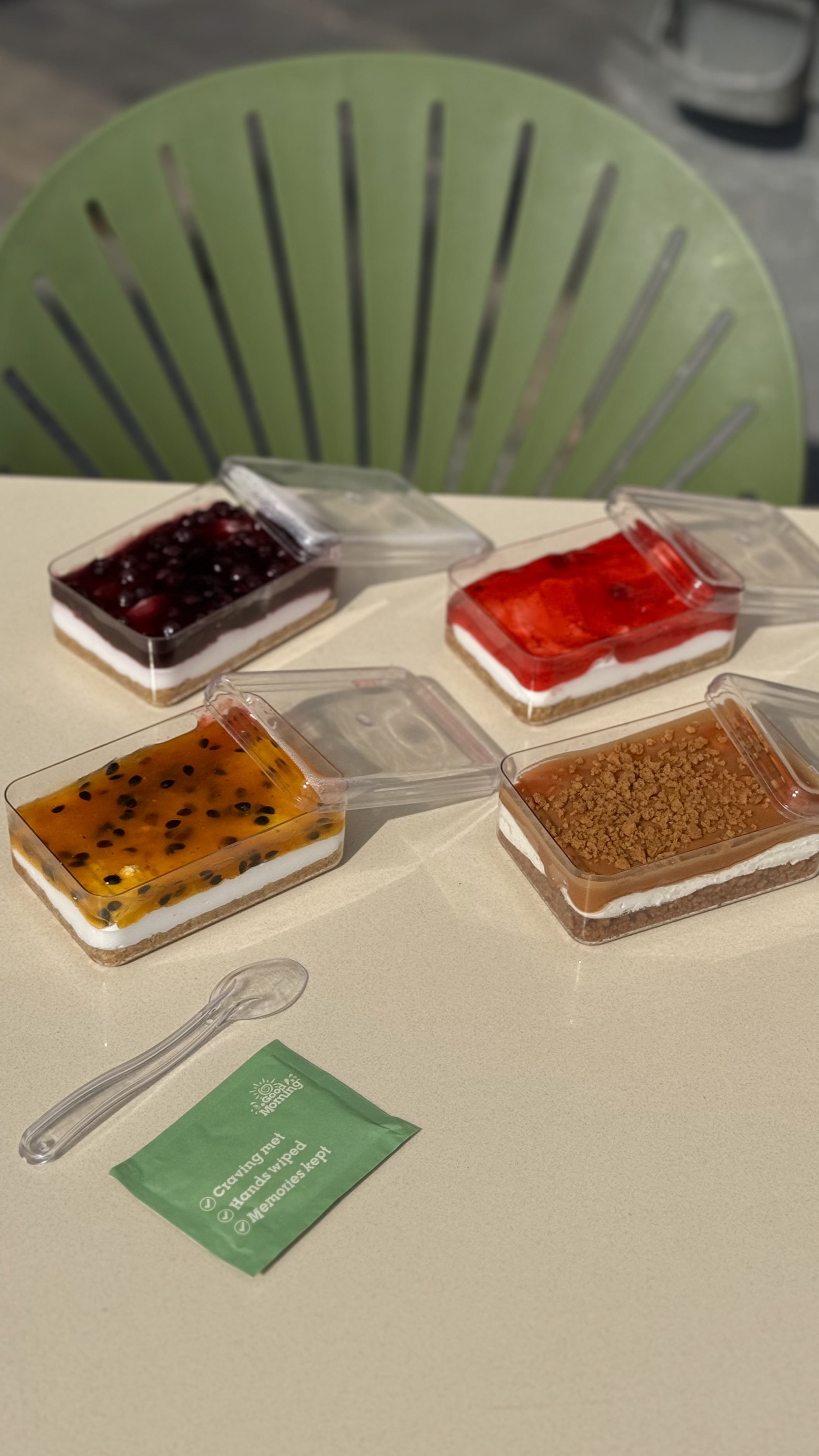 Image of Cheescake – Your choice between: Strawberry, Blueberry, Lotus, Oreo & Passion fruit