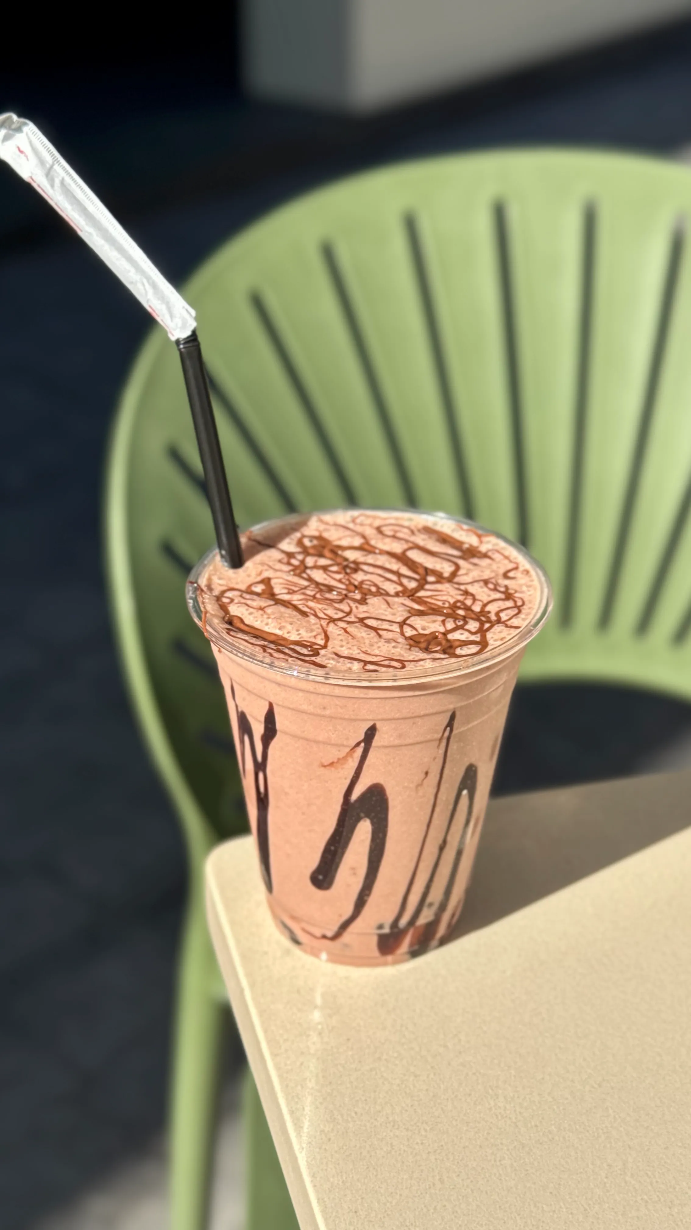 Image of Flamingo – Nutella, Strawberry, Banana, Milk 

