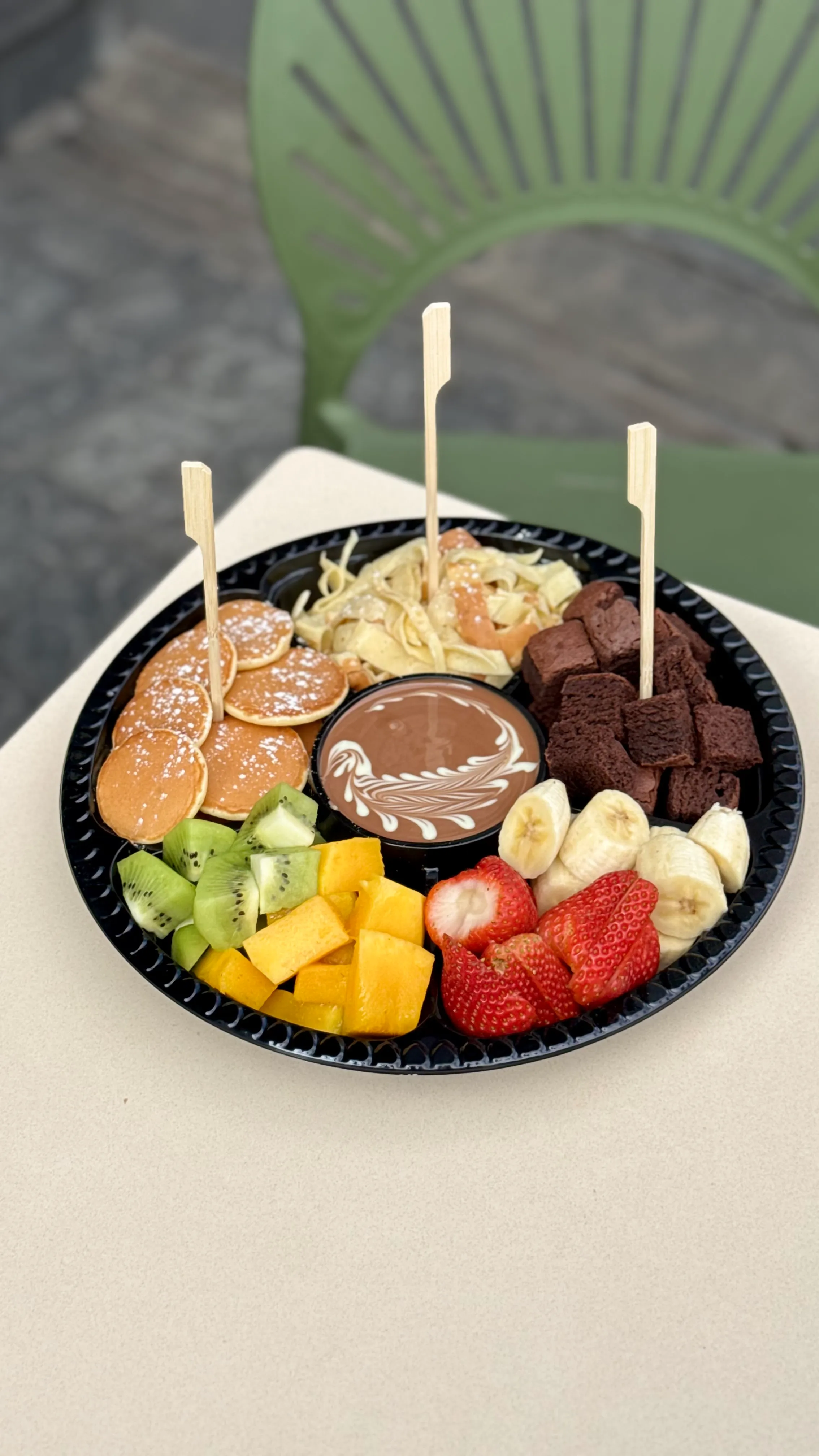 Image of Good Morning Plate – Mini pancakes, crepe pasta, brownies, strawberries, banana, mango, kiwi & Belgium chocolate dip