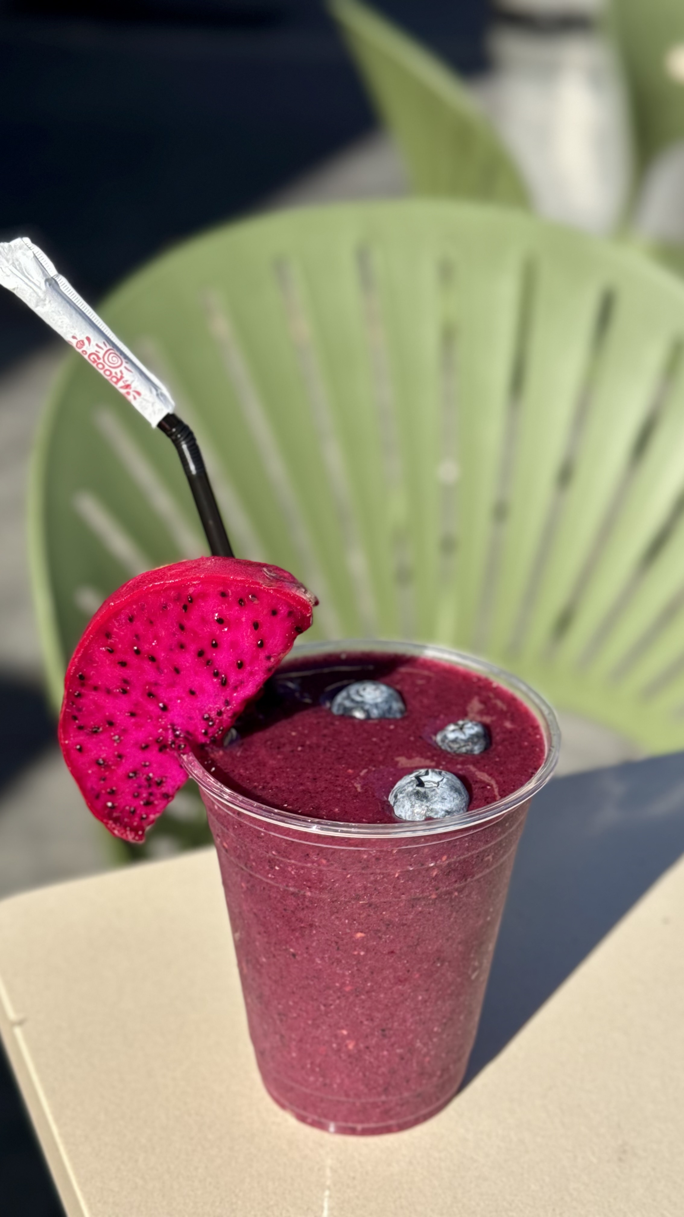 Image of Berry Dragon – Mix of berries, & dragon fruit