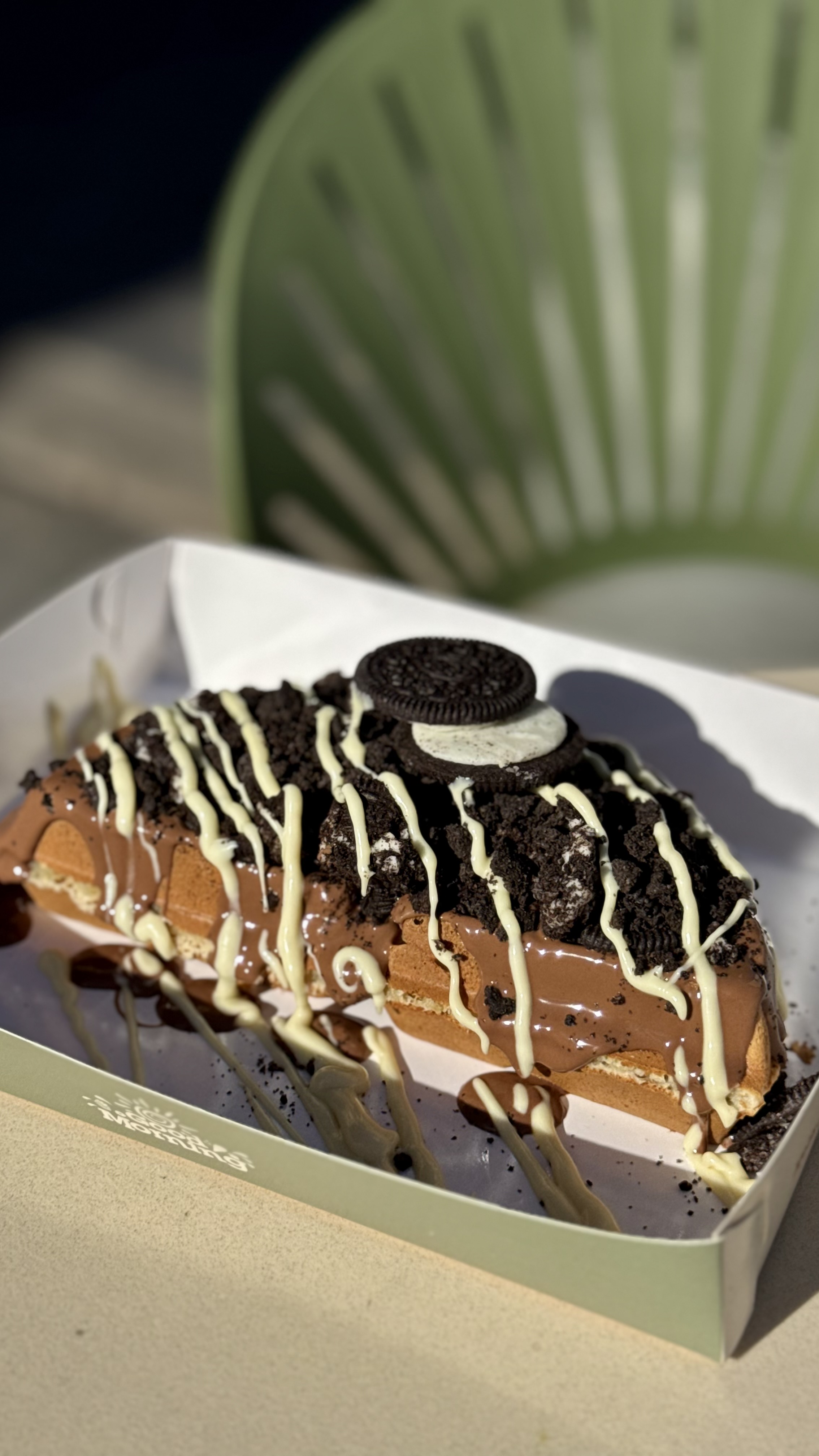 Image of Oreo Waffle – Waffle piece, topped with crushed oreo & belgium chocolate. Available in classic & double size.